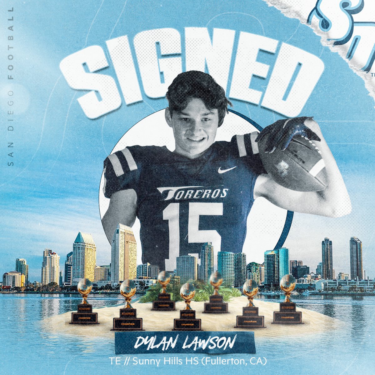 USDFootball's tweet photo. 𝟐𝟎𝟐𝟐 𝐒𝐢𝐠𝐧𝐢𝐧𝐠 𝐂𝐥𝐚𝐬𝐬 🏈

Dylan Lawson | TE | Sunny Hills

#GoToreros | @Dylan_Lawson15 https://t.co/d1nqGRnbuG