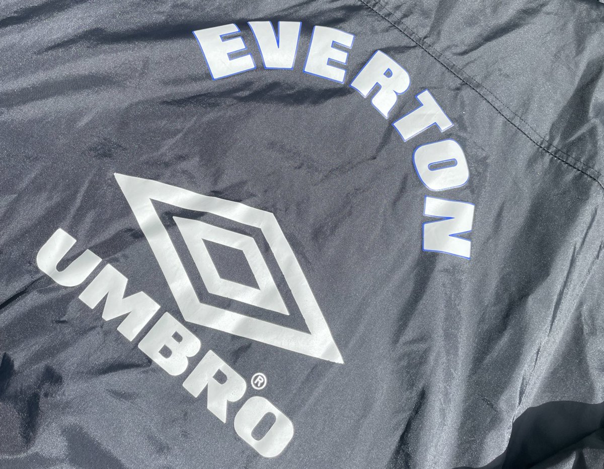 ‘94 training jacket ⚫️

The back 😮‍💨