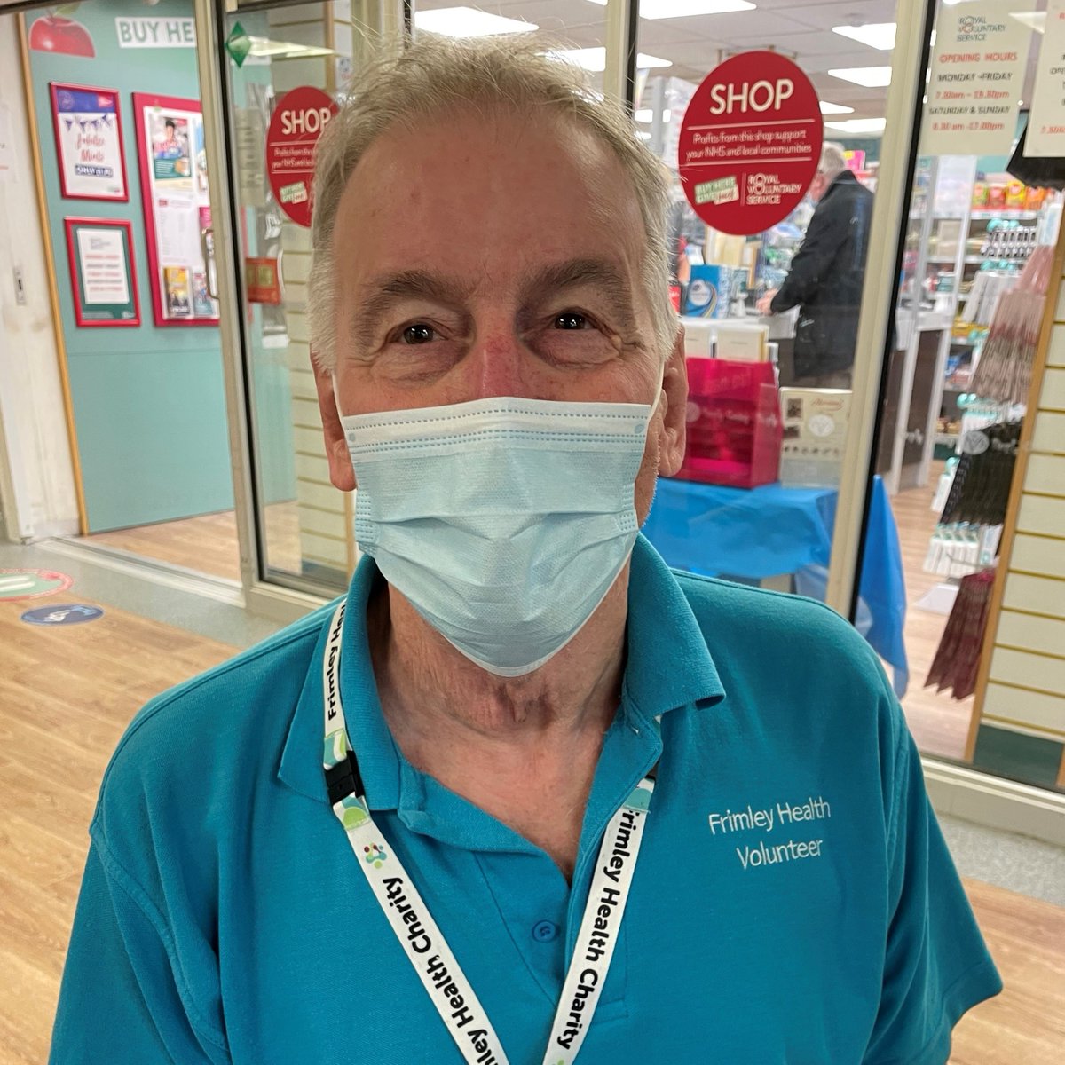 FrimleyHealth's tweet photo. At the start of #VolunteersWeek2022 we say a huge thank you to each of our 787 wonderful volunteers, recognising their fantastic contribution. Aged 16 to 80+ their dedication makes a massive difference to patients and staff across the Trust. 💙 #volunteersmakeadifference https://t.co/1mvYUBw5Z0
