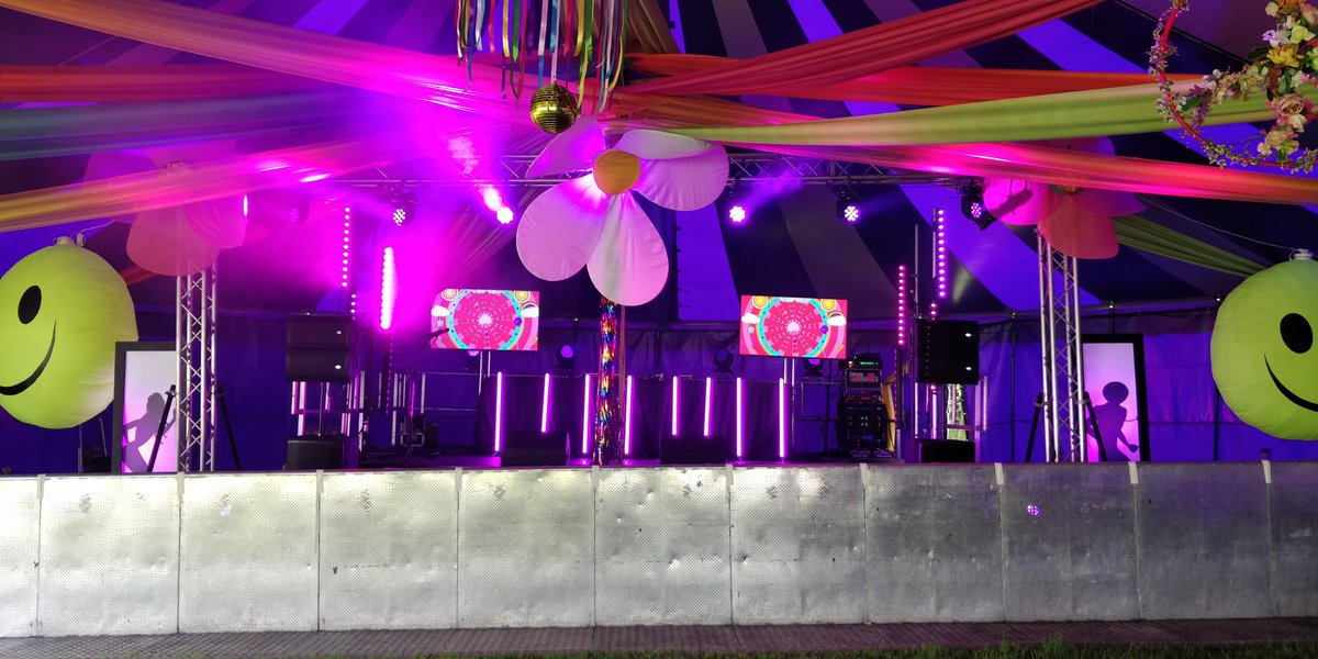 C3ProductionsUK's tweet photo. Demoing the new DAS Ventec 20A powered system today with Sigma &amp; My Nu Leng. 

Do you think it can weather this RAVE? https://t.co/r0BeLYGl0k