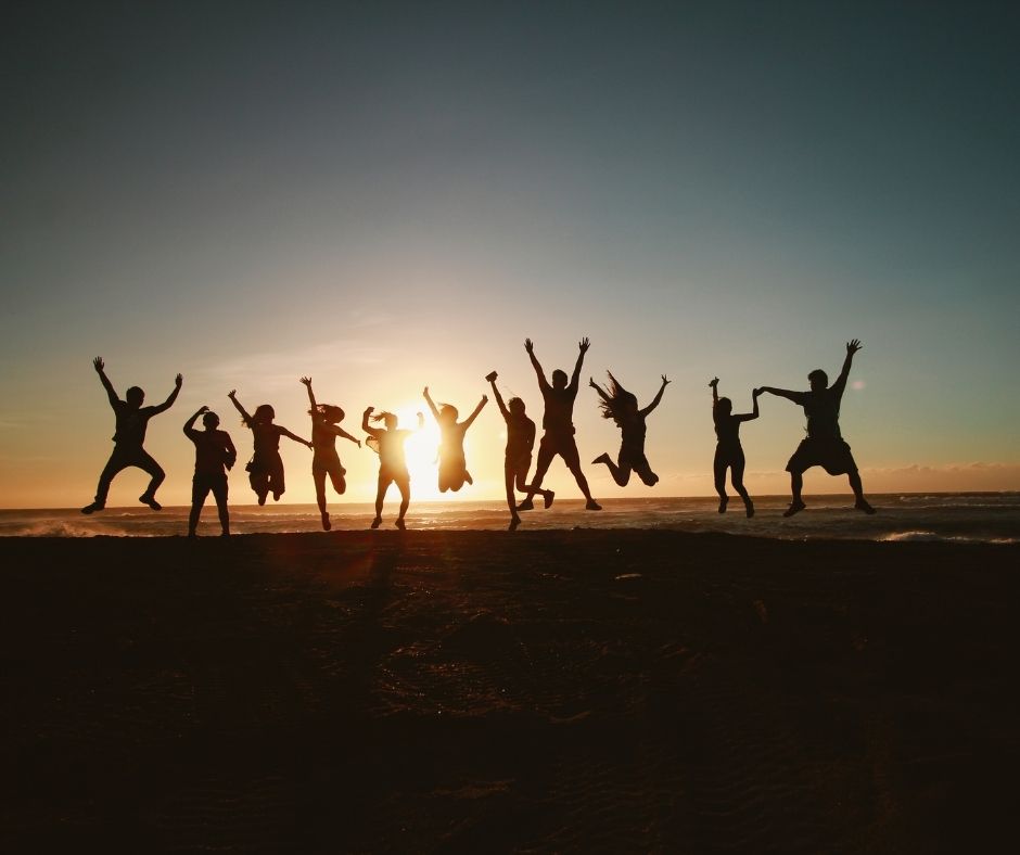 J O Z A R A tweet media