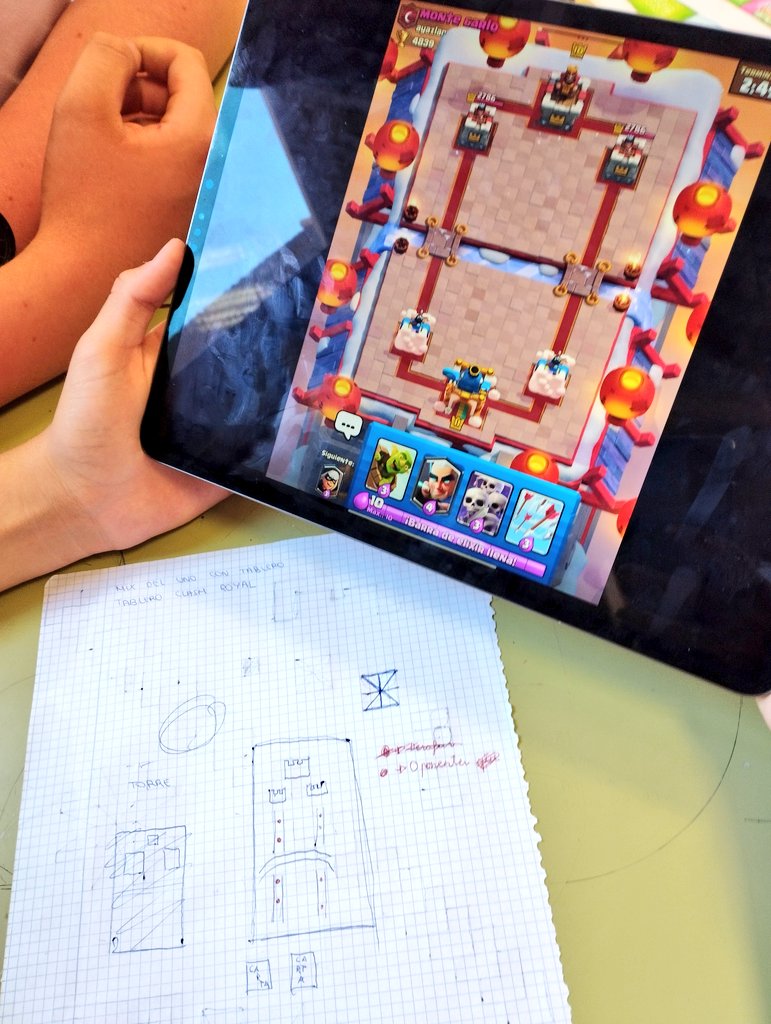 javimagomez's tweet photo. Preparando juego sobre literatura Barroca, algunos bocetos iniciales...tienen buena pinta: adaptaciones de videojuegos @StumbleGuysGame, @ClashRoyaleES y juegos de mesa: #cluedo, #Virus, #Uno...os iré informando 👌 https://t.co/jvhTxRVuzA