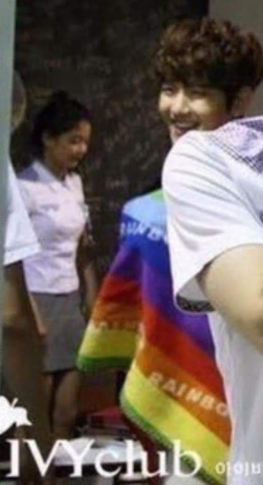 🏳️‍🌈 a thread of chanbaek being lgbtq+
