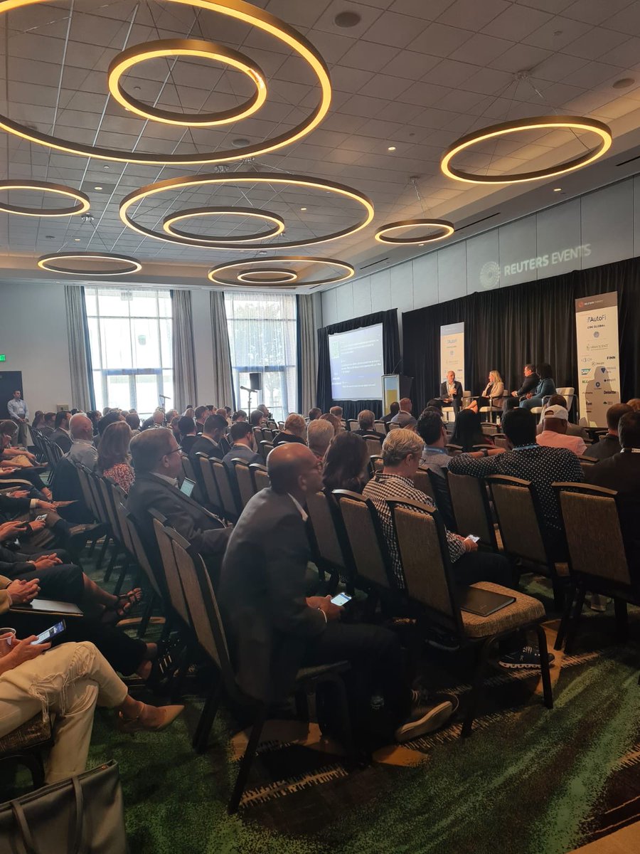 RE_Auto_Mob's tweet photo. Great first panel discussion to kick off Reuters Events: Automotive Retail USA! Fascinating discussion focused on how to modernize and personalize the retail experience for consumers in this new normal.

#REAutoRetail #automotivemarketing #automotivefuture https://t.co/3Iniy6fUf8