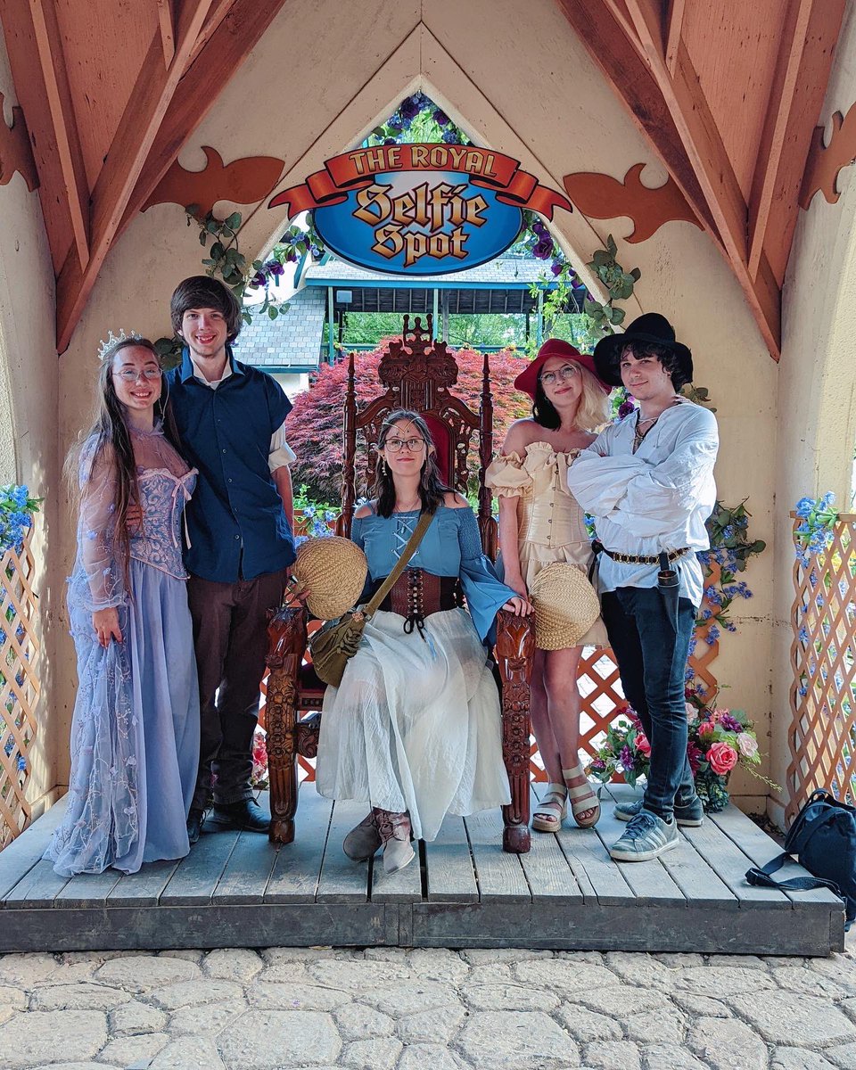 JenJen_Lami's tweet photo. What a magical day! https://t.co/JVanbZtAV8