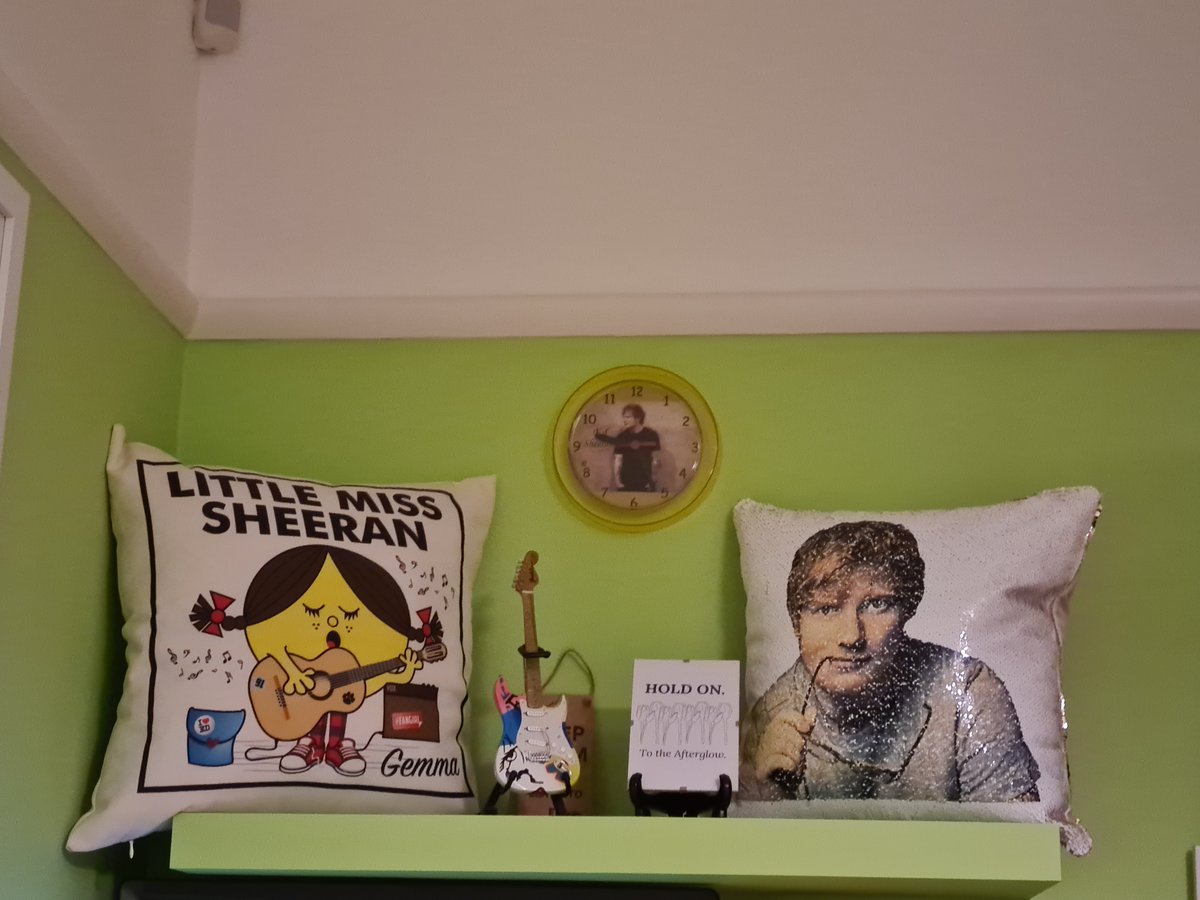 Discord is going mad! Come join the movement discord.gg/edsheeran