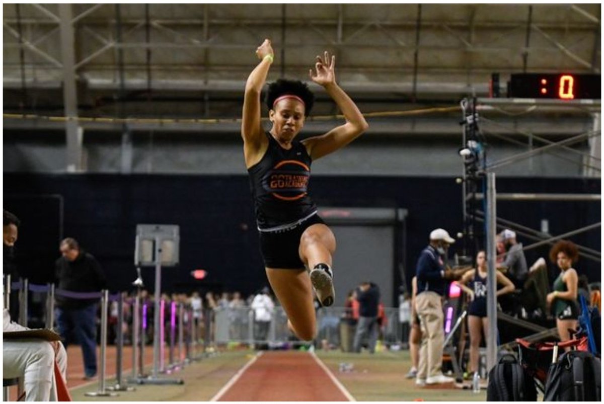 AHarris2024's tweet photo. Happy AAU Track Day. June is time for getting better on the court and the track.πππ¦«π¦π€ππ
@26Training
@fbcnashvilletn
@KHSLadyBeavers
#AAUTrackday
#26PROUD https://t.co/SnaCnfs0xK