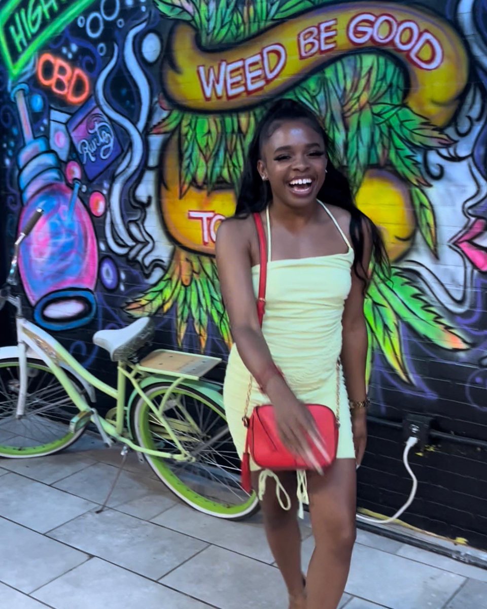 imanithegem's tweet image. my excuse is that I’m young ❤️‍🔥 #22