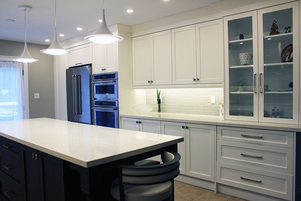 JosephKitchenON's tweet image. Looking to upgrade your boring #kitchen? Why not update it to a #TransitionalEuropeanModernKitchen style?

🌍 Learn More: josephkitchens.com

#TransitionalKitchen #EuropeanKitchen #ModernKitchen #CustomKitchen #Kitchens #KitchenRenovation #KitchenRemodel #TorontoRenovation