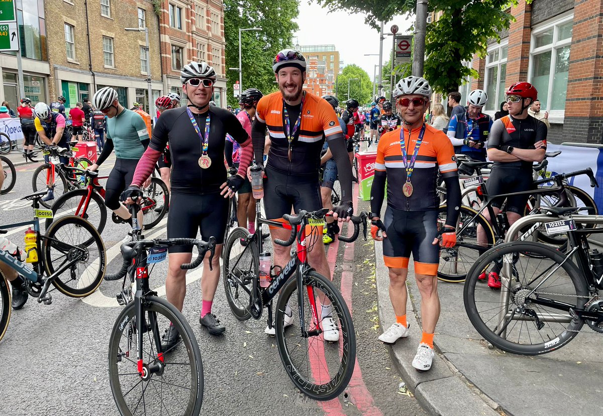 Congratulations to everyone who took part in Ride London at the weekend.  Despite the very early start, everyone had a good ride and managed to avoid any incidents. Shout out to Emily Barrow for stopping to help out another rider who fell off and needed medical assistance.