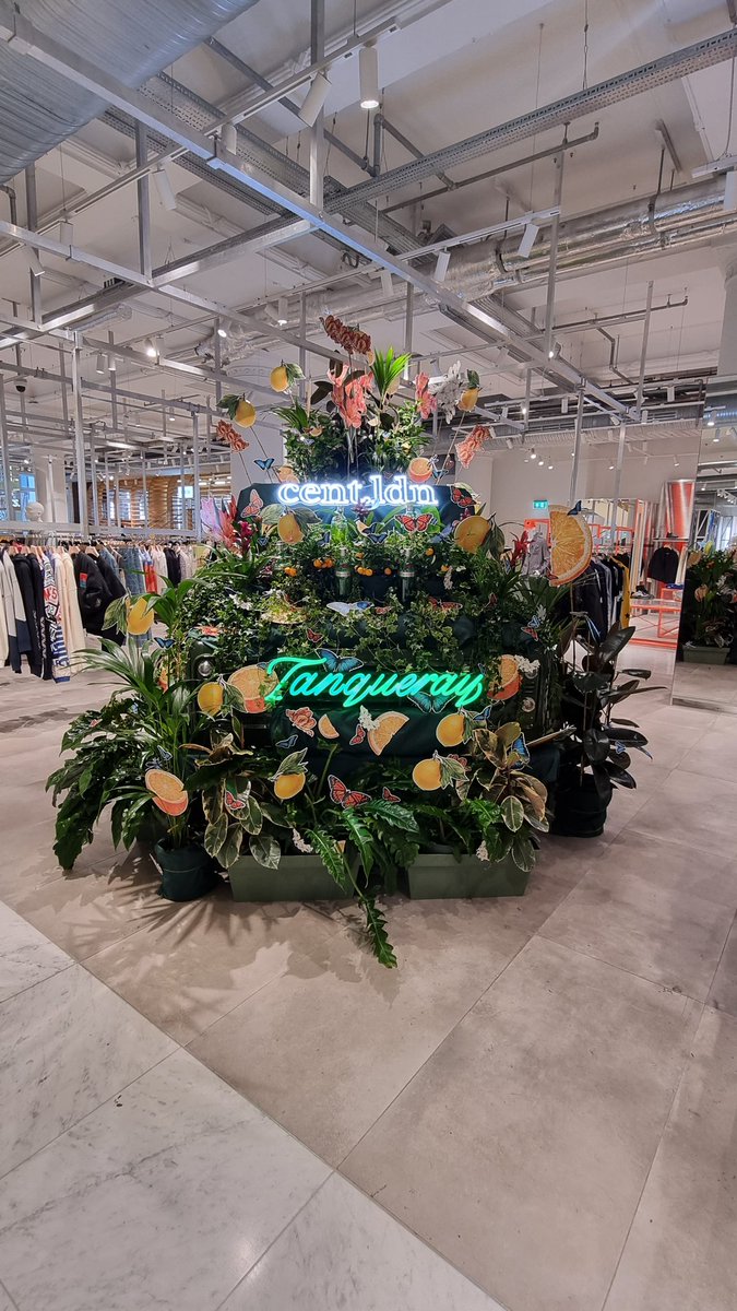 Looking good, Tanqueray &amp; <a href="/CentLdn/">cent.ldn</a>👌