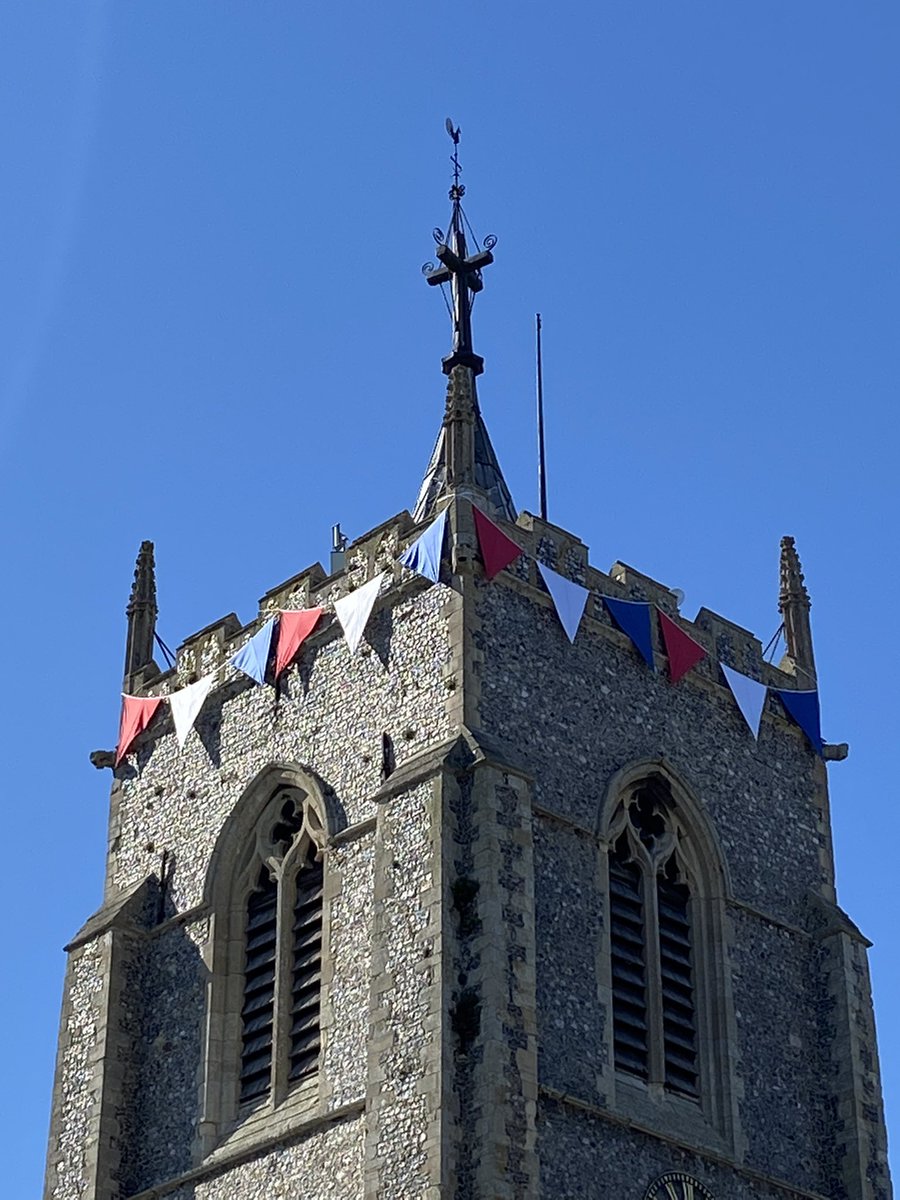 aylsham parish church tweet media