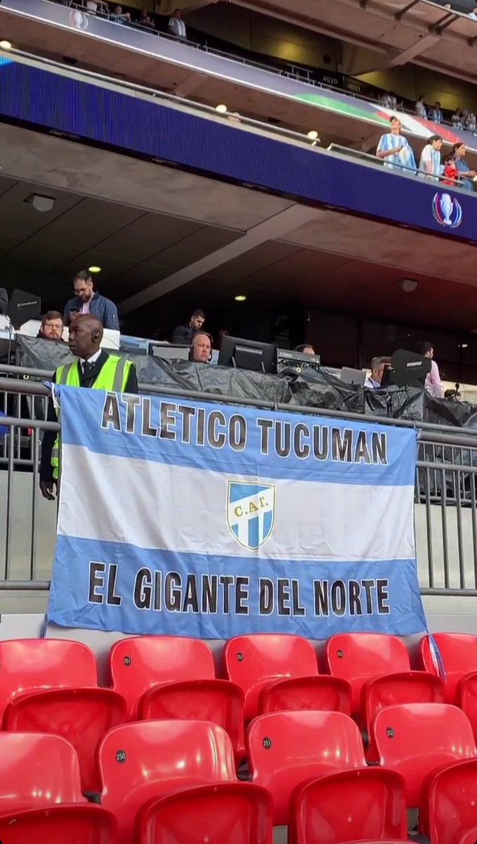 ema1902's tweet image. 