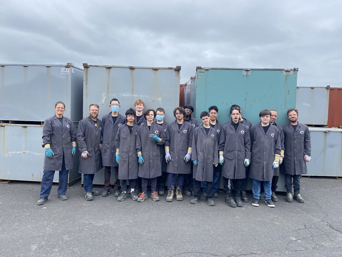 Cferhrhs's tweet photo. 12 bins in 2 days!!! The kids were asked to put their nose to the grind stone and THEY delivered. Couldn’t be prouder of them. No we’re busy dismantling after the major bin blitz. https://t.co/2kaEpAB3ph