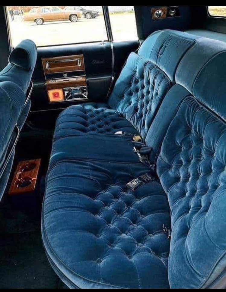 ski_824's tweet image. I can smell this car and I know y’all can too