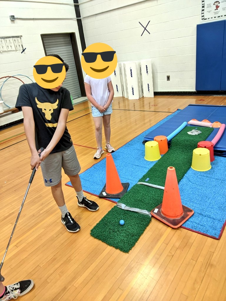 coach_kirk1's tweet photo. Today we started our putt putt unit! The students get to work in small groups to create their own hole and play the other groups holes as well! #LearningatGR https://t.co/dGM9zvIm5l