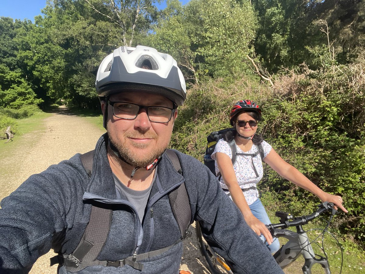 janaways's tweet image. A beautiful day for a cycle to the coast from our site, 23 mile round trip. However having a great bike helps &amp;amp; a cosy MotorHome to come back to helps 😉 #Bailey #Motorhomeadventures #comfortinsurance #Haibike 🚐🚴‍♀️ #Newforest