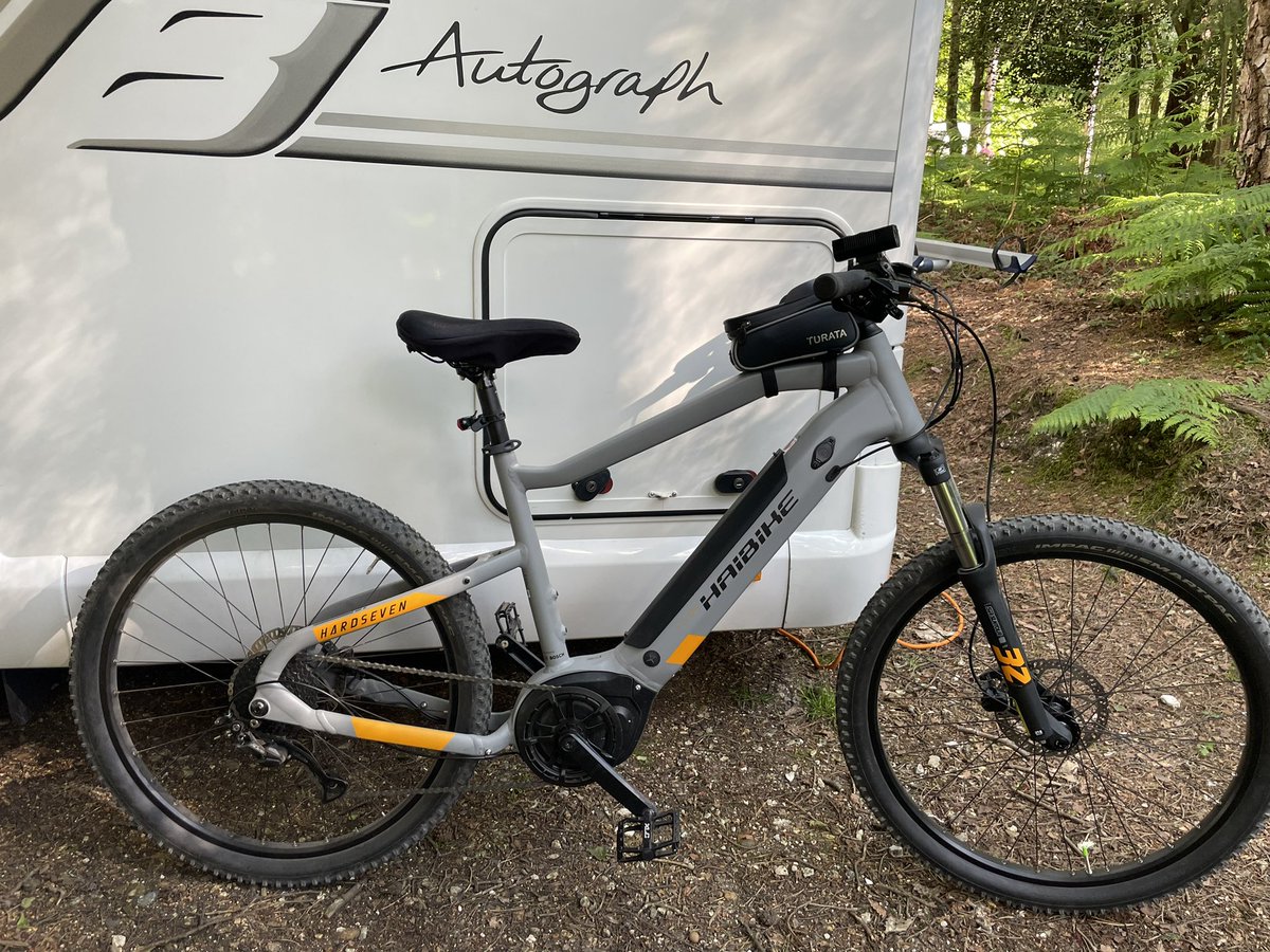 janaways's tweet image. A beautiful day for a cycle to the coast from our site, 23 mile round trip. However having a great bike helps &amp;amp; a cosy MotorHome to come back to helps 😉 #Bailey #Motorhomeadventures #comfortinsurance #Haibike 🚐🚴‍♀️ #Newforest