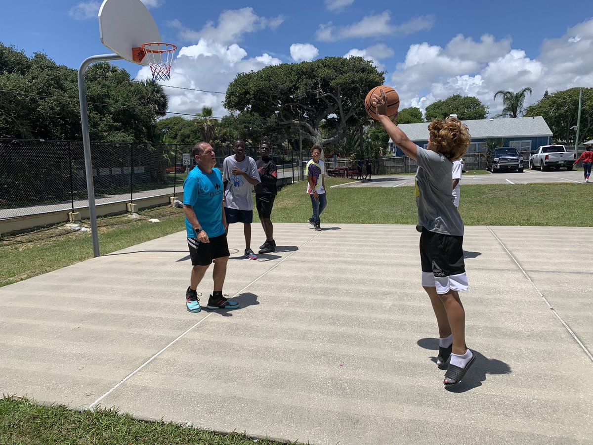 Celenadarling's tweet photo. Riverview Learning Center
When they give us all that they have to push through and build academic skills you can help but give back. “Field Day” https://t.co/RazMugpbYe