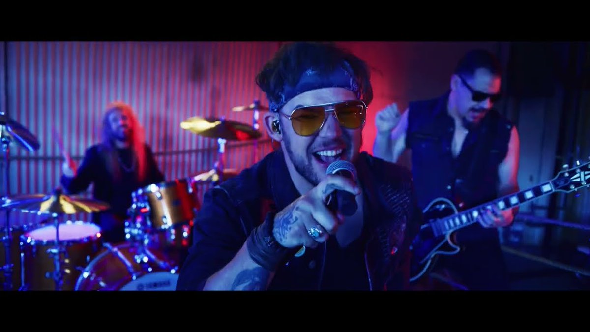 RadioMetal's tweet image. .#Cleanbreak dévoile le clip vidéo de la nouvelle chanson « Cleanbreak » : radiometal.com/article/cleanb…