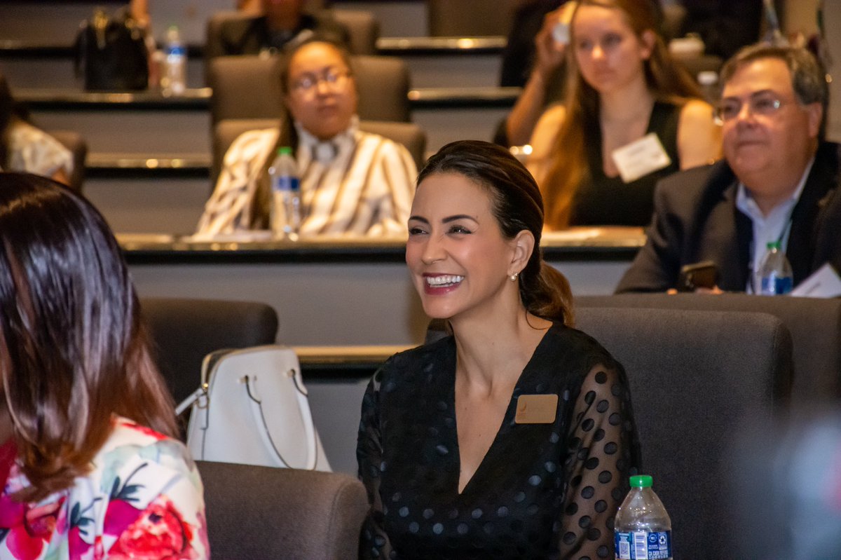 CityofAtlanta's tweet photo. Mayor @Andreforatlanta collaborated with entrepreneurs, universities and corporate leaders for Innova which is a one-day symposium where thought leaders discuss how innovation fuels Georgia’s growing economy.
#GHCCinnova #ReimagineTheNext https://t.co/lvSyy4zVQF