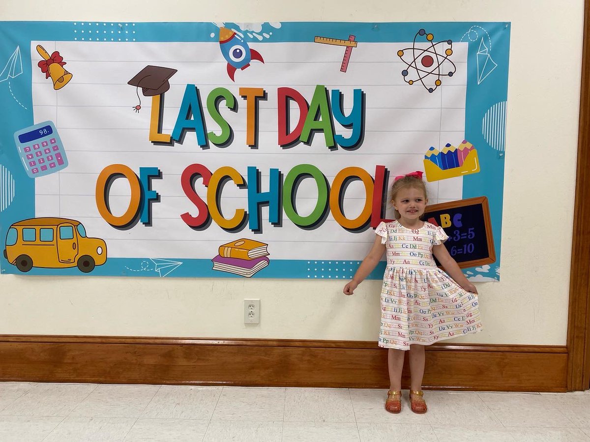 CaravelAcademy's tweet image. Our EEC Awards Day was lots of fun for everyone as they said goodbye to their friends, teachers and staff in our building!  Thanks to our Caravel PTC for providing refreshments for everyone on the playground!  Enjoy your summer!#caravelacademy #caravelfamily #caravelptc