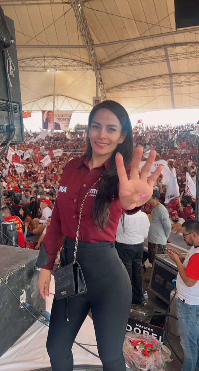 Faltan 3 días para que llegue la cuarta transformación a #Durango.

¡Vota <a href="/MarinaVitela_/">Marina Vitela</a> gobernadora!

¡Vota @AGonzaloYanez presidente!