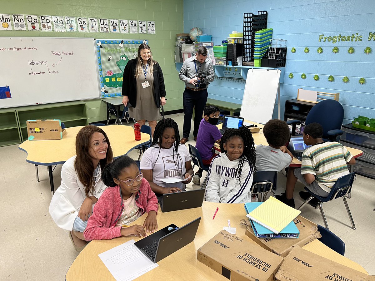 Penny Schwinn tweet media