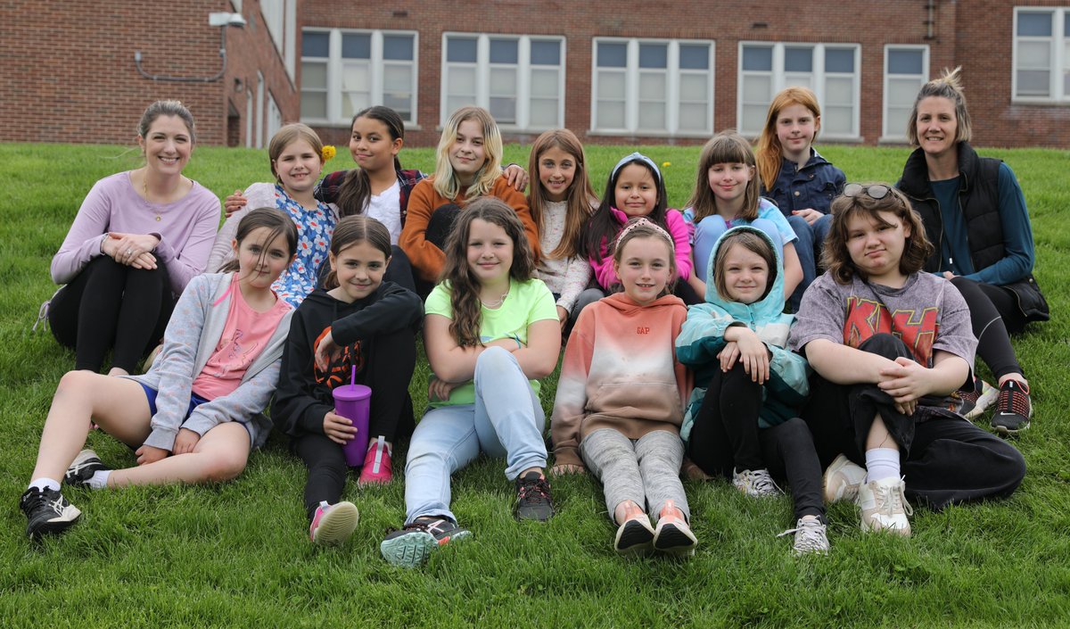 marioncsd's tweet photo. Congratulations and Good Luck to all of the participants in the "Girls On The Run" program at Marion Elementary School. 
Learn more: https://t.co/izMTxhaIJA https://t.co/slBoQ6hb65