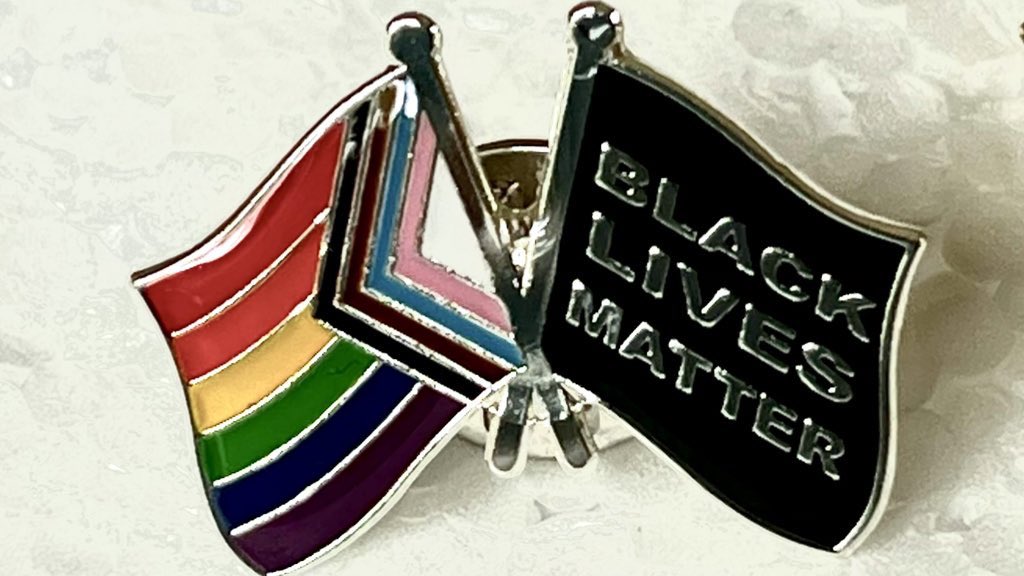 hannsimp's tweet photo. Over 100 styles now, including: LEATHER and USA🇺🇸 and CANADA🇨🇦 and UKRAINE🇺🇦 and BLM and TEXAS and FLORIDA + Progressive Pride flag pins, plus more! Check out my Etsy shop at: https://t.co/chqC1kK16m @changedmeshop
#HappyPride! 🏳️‍🌈 🏳️‍⚧️ https://t.co/tTi2tOkgoT