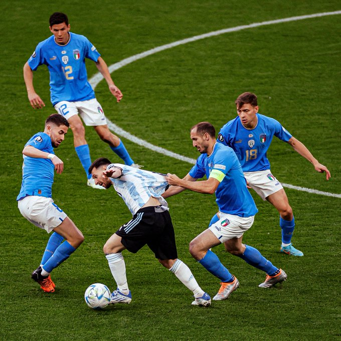 FUMHan0WUAI9QAM?format=png&name=small