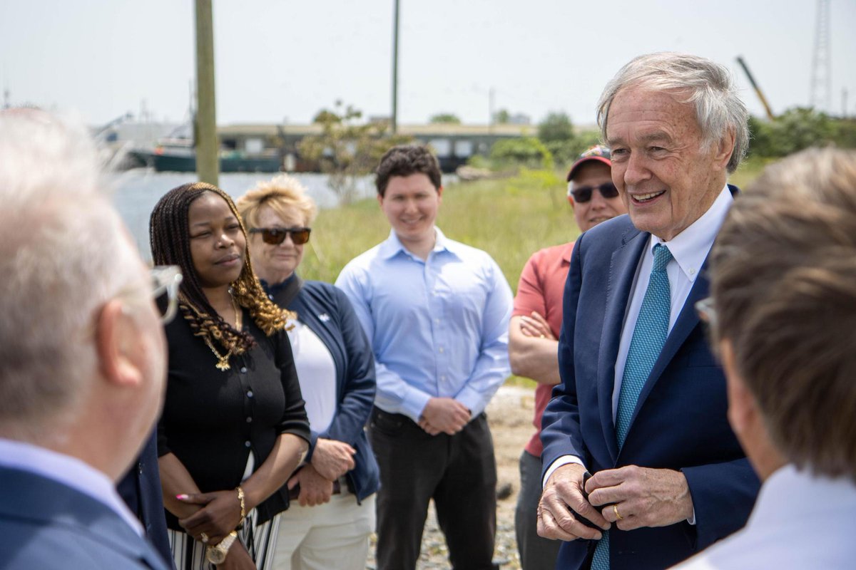 I was so happy to join the <a href="/EPA/">U.S. EPA</a> yesterday to celebrate the monumental investment in environmental justice and clean air for the people of New Bedford. Together we will deliver clean air, clean water, and a clean economy for all.