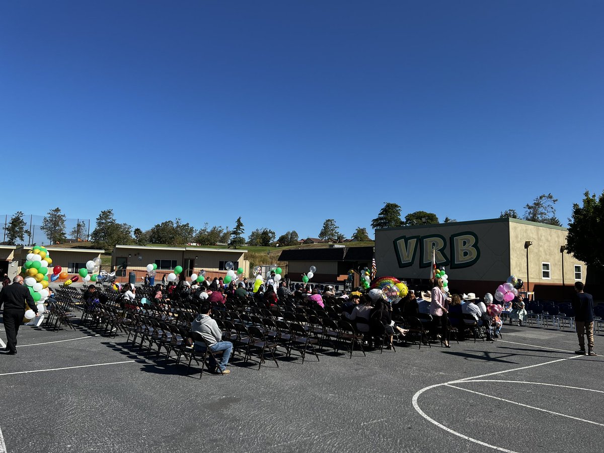 @VRBEagles 6th Grade Promotion Ceremony. Good luck in MS!  @SUHSDofficial they’re headed your way. Thanks to Mr. Abbasi, @DrGomez2013, & Board Member Garcia for joining our celebration! #alisalstrong #alisalfuerte  We are #VRBStrong!