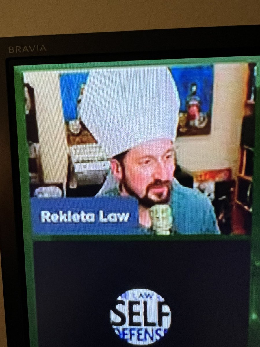 Maximus952's tweet photo. @RekietaLaw Pope Nick V 🤣 https://t.co/FQgPLrdDuZ