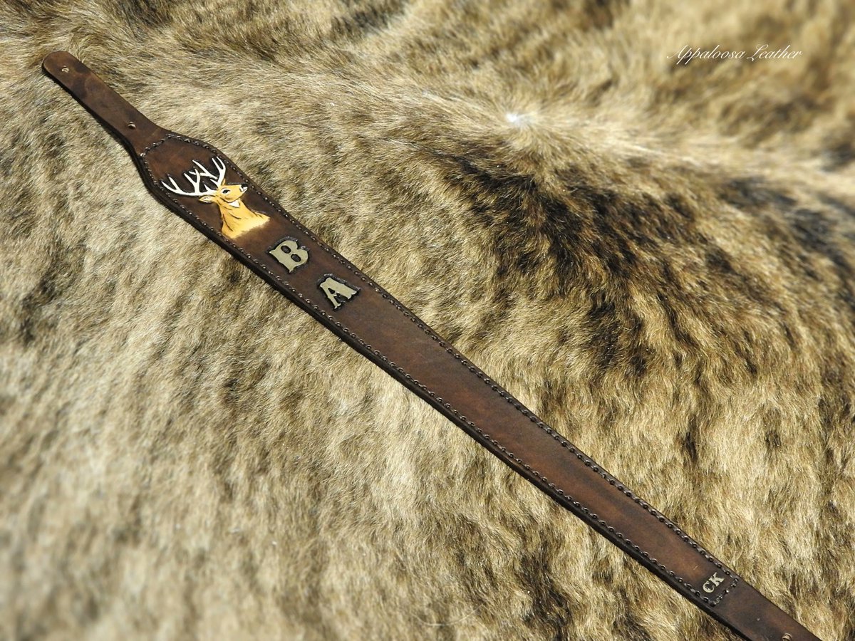 AppaloosaL's tweet photo. Mule deer and initials on this earthy colored gun sling
#gunsling #muledeer #muleymonday #muleymadness #muledeerhunting #huntingthings #deerhunting #deerseason https://t.co/EYjhcY0Xlo