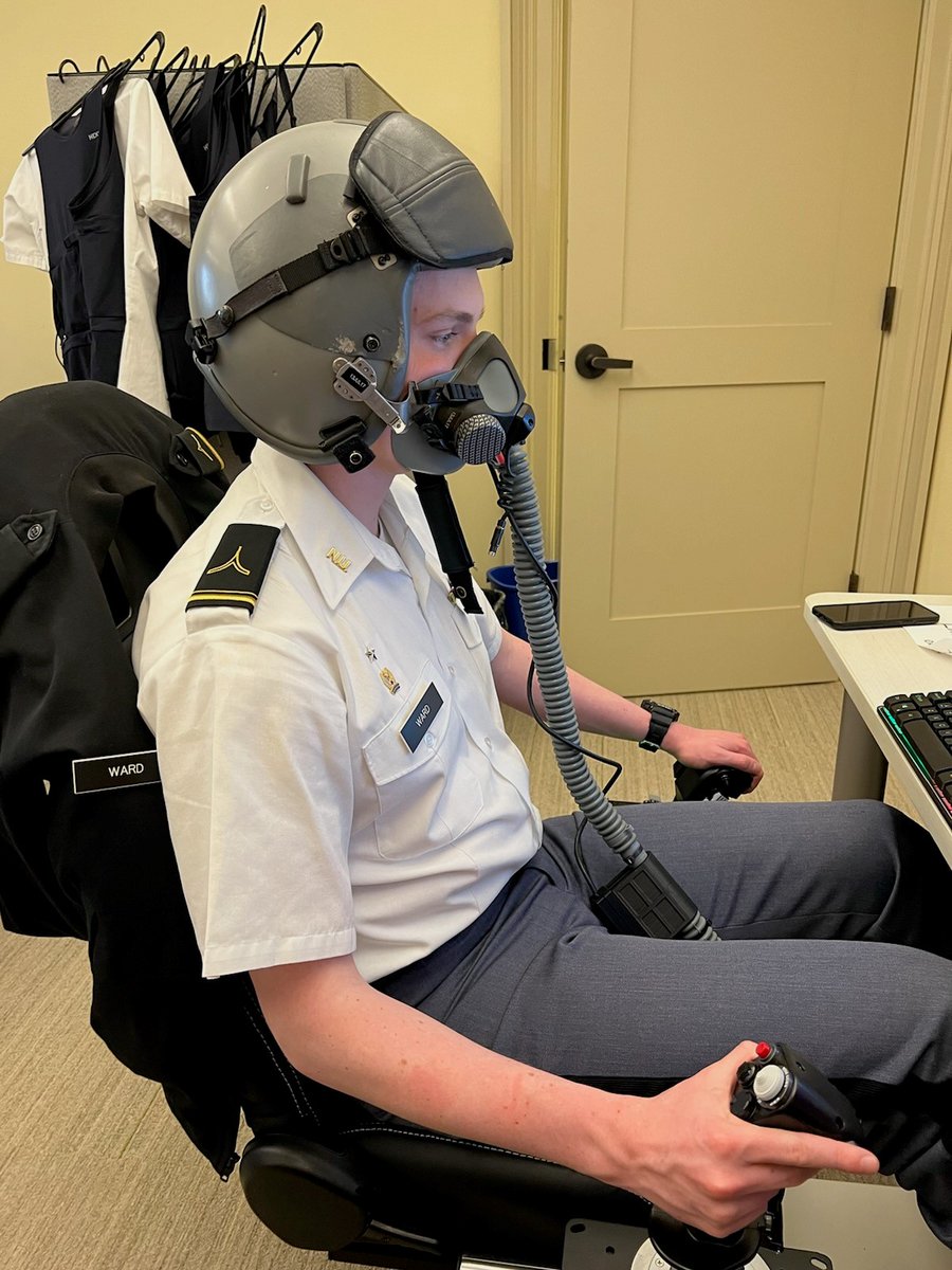 norwichnews's tweet photo. ICYMI: #norwichuniversity in partnership with @spotlightlabs rec'd a 3-year $371k Small Business Innovation Research grant from @DARPA to study cockpit noise’s effect on pilots: Impact of Cockpit Electro-Magnetics on Aircrew Neurology (ICEMAN). #spydr https://t.co/KDSJKdQ5DT https://t.co/daq7d1u2Y1