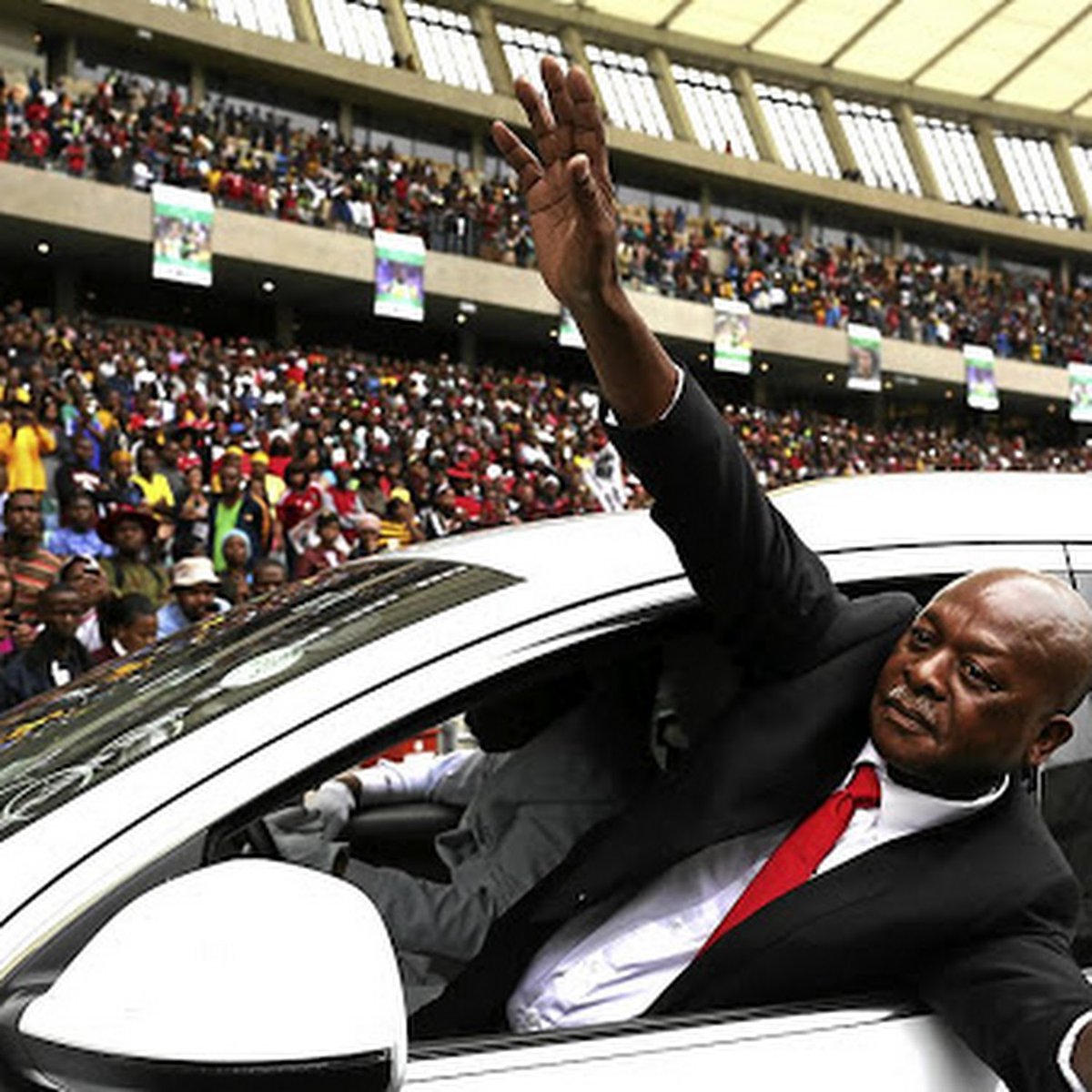 Brightmpangane's tweet photo. #SenzoMeyiwatrial https://t.co/Mg6WXXvr3v