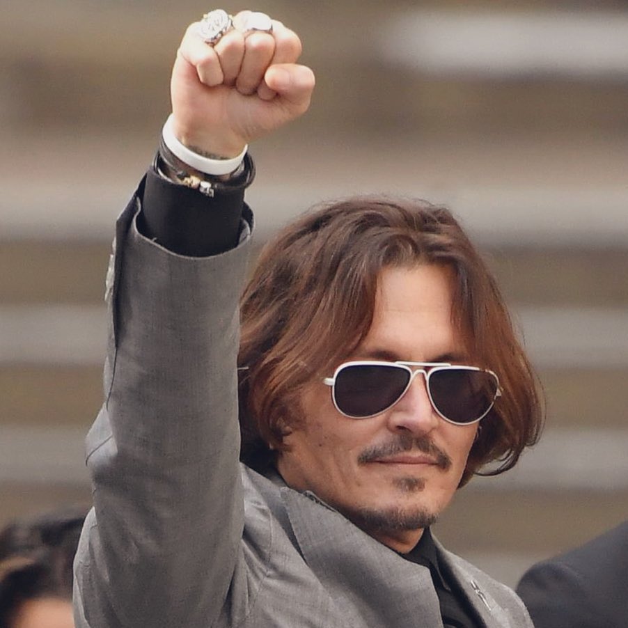 EiProfeta's tweet photo. Johnny Depp acaba de ganar el juicio contra Amber Heard. https://t.co/nePqZbQcQf