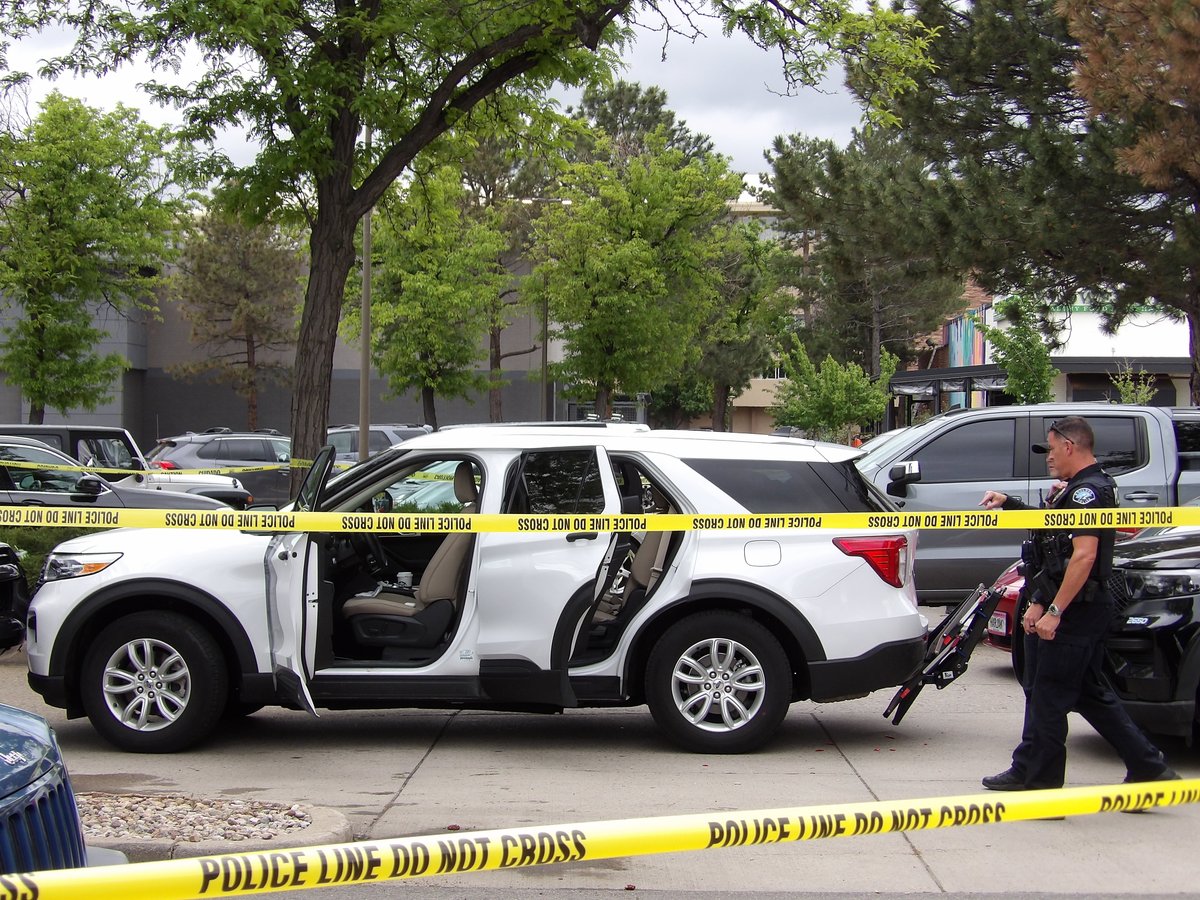 breakingboulder's tweet image. Another busy morning for #Boulder area law enforcement and first responders bit.ly/3zd10t0