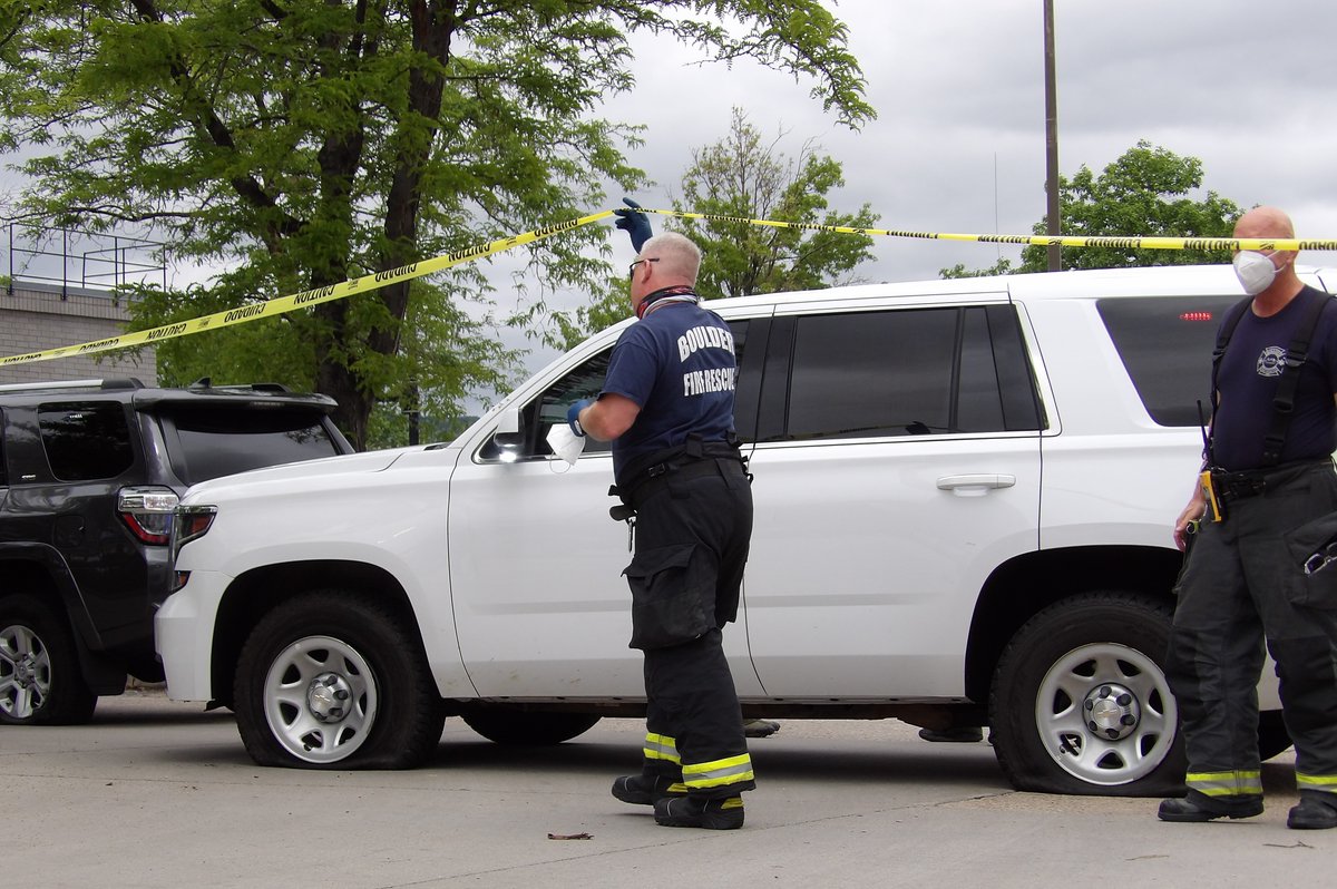 breakingboulder's tweet image. Another busy morning for #Boulder area law enforcement and first responders bit.ly/3zd10t0