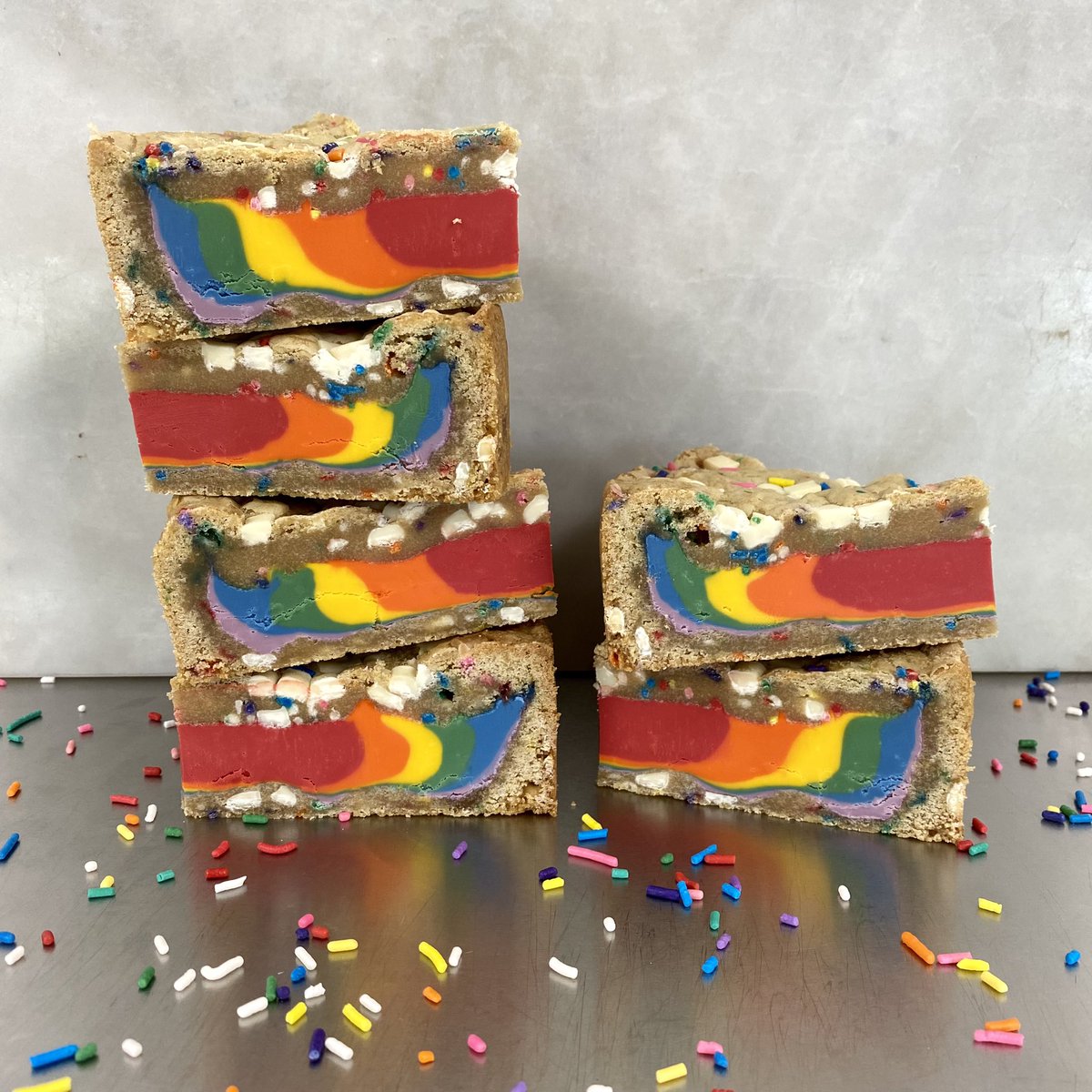 Nothing screams pride month more than our new Limited Edition rainbow funfetti cookie pie ❤️🌈🏳️‍🌈🏳️‍⚧️