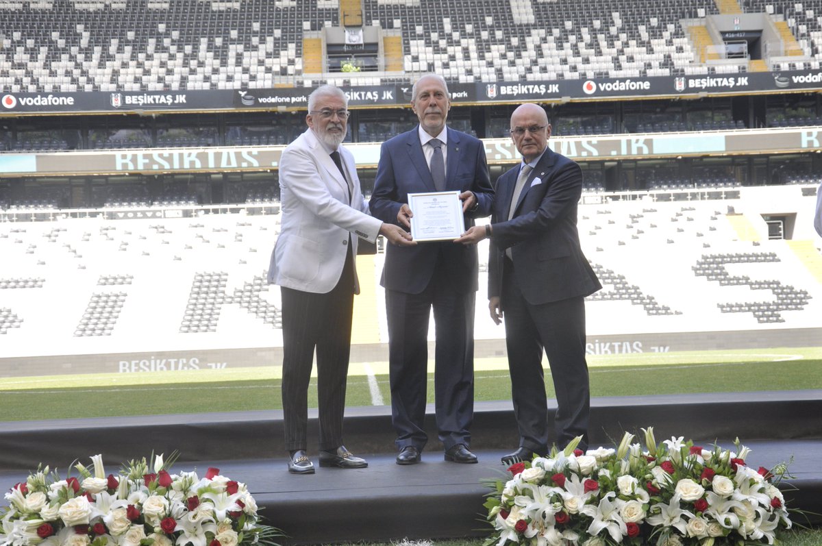 Tevfik Yamantürk (@tevfikyamanturk) on Twitter photo Disiplin Kurulu Başkanlığına layık görülen sayın Ahmet Akpınar’a başarılar diliyorum.
<a href="/Besiktas/">Beşiktaş JK</a> <a href="/AvAhmetAkpinar/">ahmet akpınar</a> #BeşiktaşJK Disiplin Kurulu Başkanlığına layık görülen sayın Ahmet Akpınar’a başarılar diliyorum.
<a href="/Besiktas/">Beşiktaş JK</a> <a href="/AvAhmetAkpinar/">ahmet akpınar</a> #BeşiktaşJK