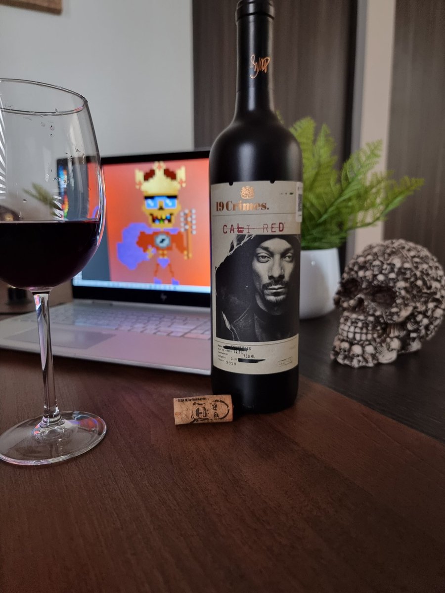 _ClickStore_'s tweet photo. @SnoopDogg 🔥🔥 @19Crimes 🍷 @SUPERSKULLNFT ☠️☠️ Perfect combination!!!

#NFT #NFTs #SnoopDogg #19crimes #NFTProject #NFTCollection #nftlover https://t.co/5luGsUmA65