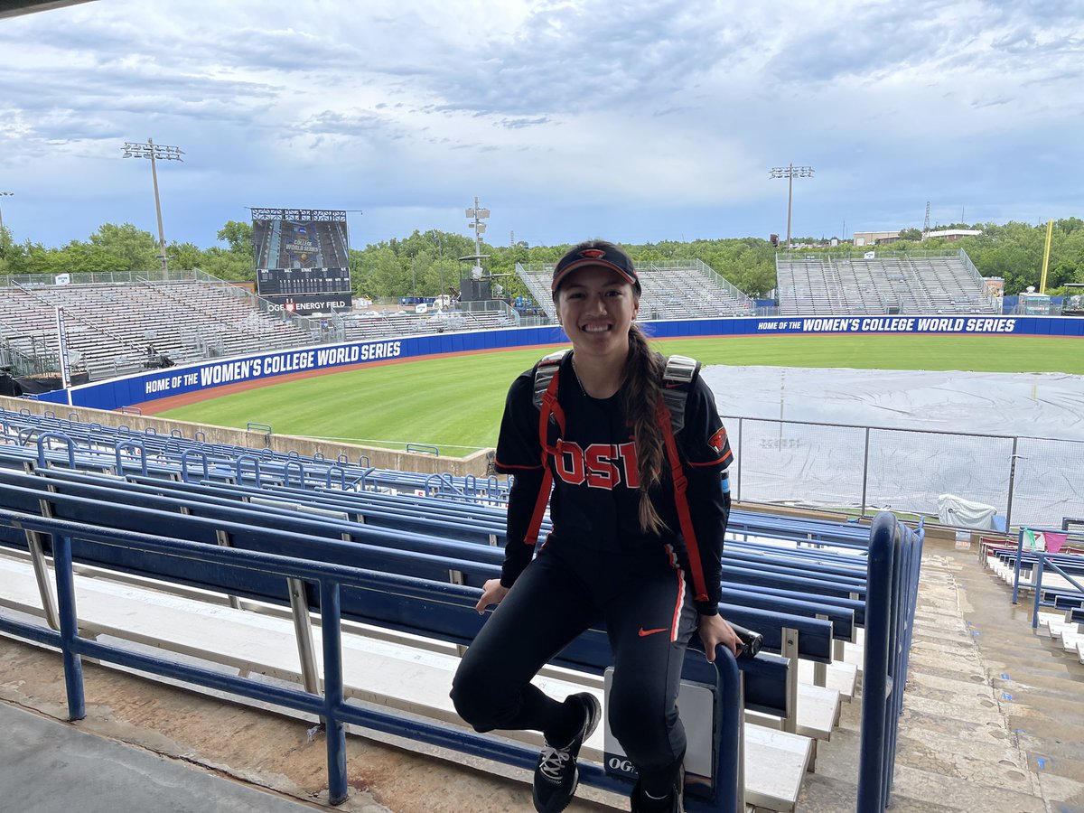 jromulo's tweet photo. From playing in the @USASoftball Inaugural All American games in 2017 w/dreams of one day returning to play on the big stage for the @NCAASoftball Women’s College World Series… 

Kristalyn is living the dream. 🥰 

Go Beavs! 🧡🖤🦫 #WCWS https://t.co/2NTUZoPlBv