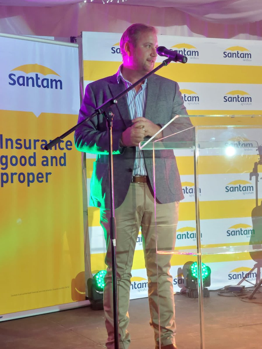 AgriWesKaap's tweet photo. Hartlik geluk aan Ian Cunningham wat sopas as die Agri Wes-Kaap Santam Landbou Jongboer van 2022 aangewys is! Ons is trots op jou, Ian!

@santamlandbou
#jongboer2022 https://t.co/m6DVV6LAPN