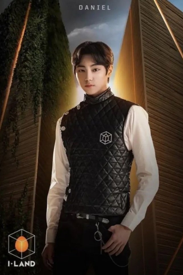 202262_
لقد مر بالفعل عامين على ظهور دانييل الاول والاعلان عنه كمتسابق في ايلاند♡