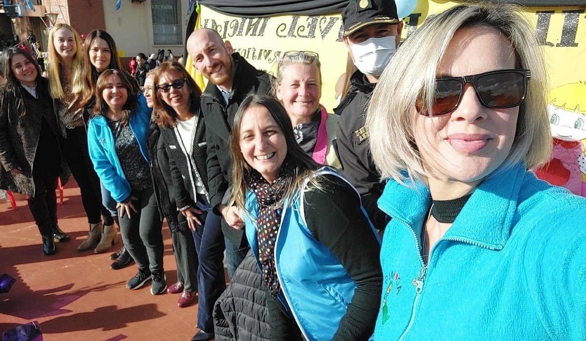 Desfile nivel inicial Oberá, excelente compartir con los pequeños <a href="/CristinaFretes4/">Cristina Fretes</a> <a href="/Gladisbangel/">Gladis Bangel</a> <a href="/BarbaroLorena/">Analia Lorena Barbaro</a> <a href="/EscurdiaViviana/">Viviana E Escurdia</a> <a href="/udpm_info/">UDPM INFO</a> <a href="/grillo141/">Ruben Dario</a> <a href="/Superclau6/">Superclau</a> <a href="/Andrsjulinrehe/">ANDRÉS J.A.REHE</a> <a href="/crisdavidsen/">Cristian Davidsen</a> <a href="/gobmisiones/">Gobierno de Misiones</a>