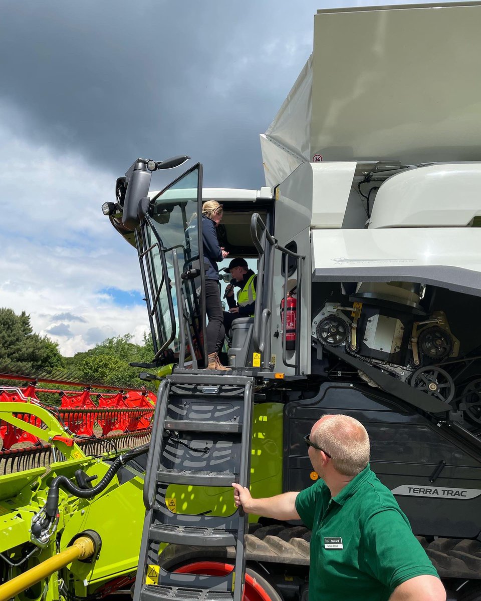 benjy_eagle's tweet photo. What a fantastic couple of days at @SuffolkShow with the #farminglive team. https://t.co/3mutYED25h
