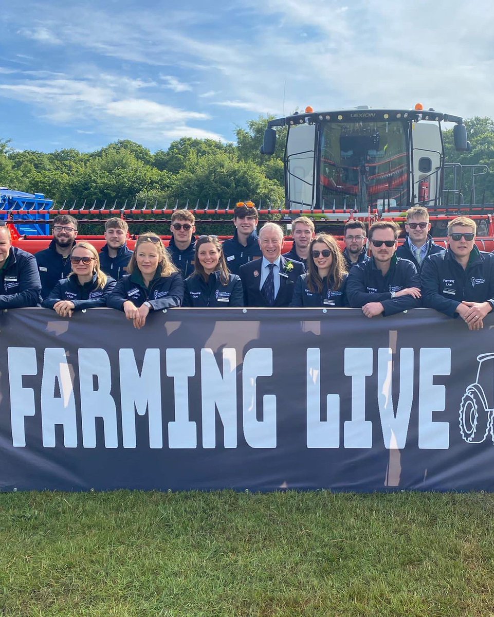 benjy_eagle's tweet photo. What a fantastic couple of days at @SuffolkShow with the #farminglive team. https://t.co/3mutYED25h