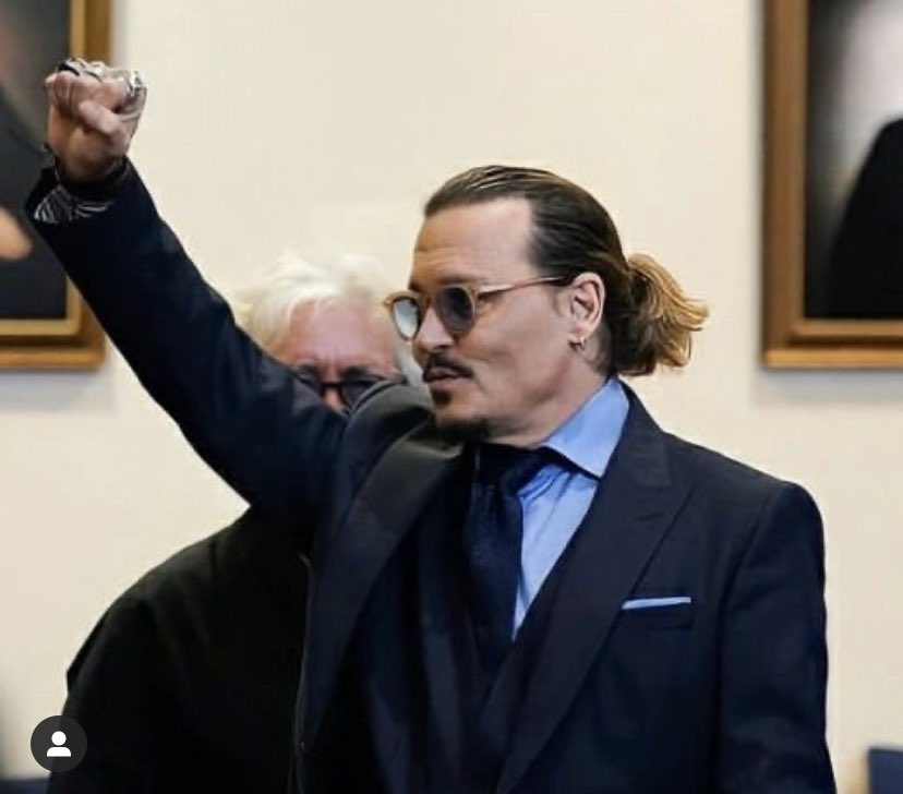 realkarlbeattie's tweet image. Congratulations to the lovely, kind &amp;amp; generous #JohnnyDepp The world has heard the deplorable way you were treated by someone who was supposed to love you. You survived abuse &amp;amp; gave the unheard all around the world a voice. #JusticeForJohhnyDepp
#JusticeForJohnnyDepp
#DeppVsHeard